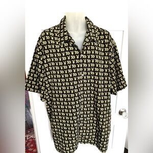 Playboy 50th Anniversary Short Sleeved Shirt. Men’s XL. Excellent condition